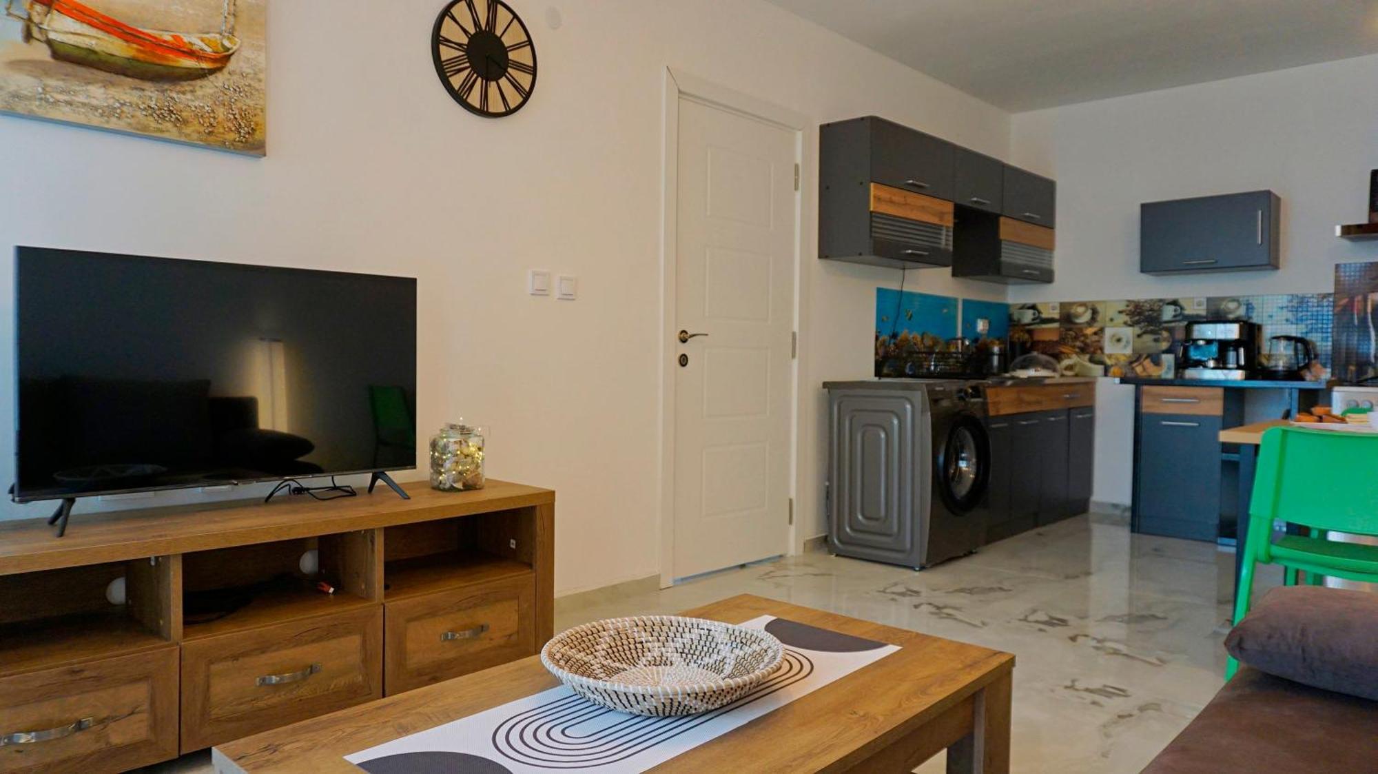 Апартамент Бийч Вю Обзор - Apartment Beach View ออบซอร์ ภายนอก รูปภาพ